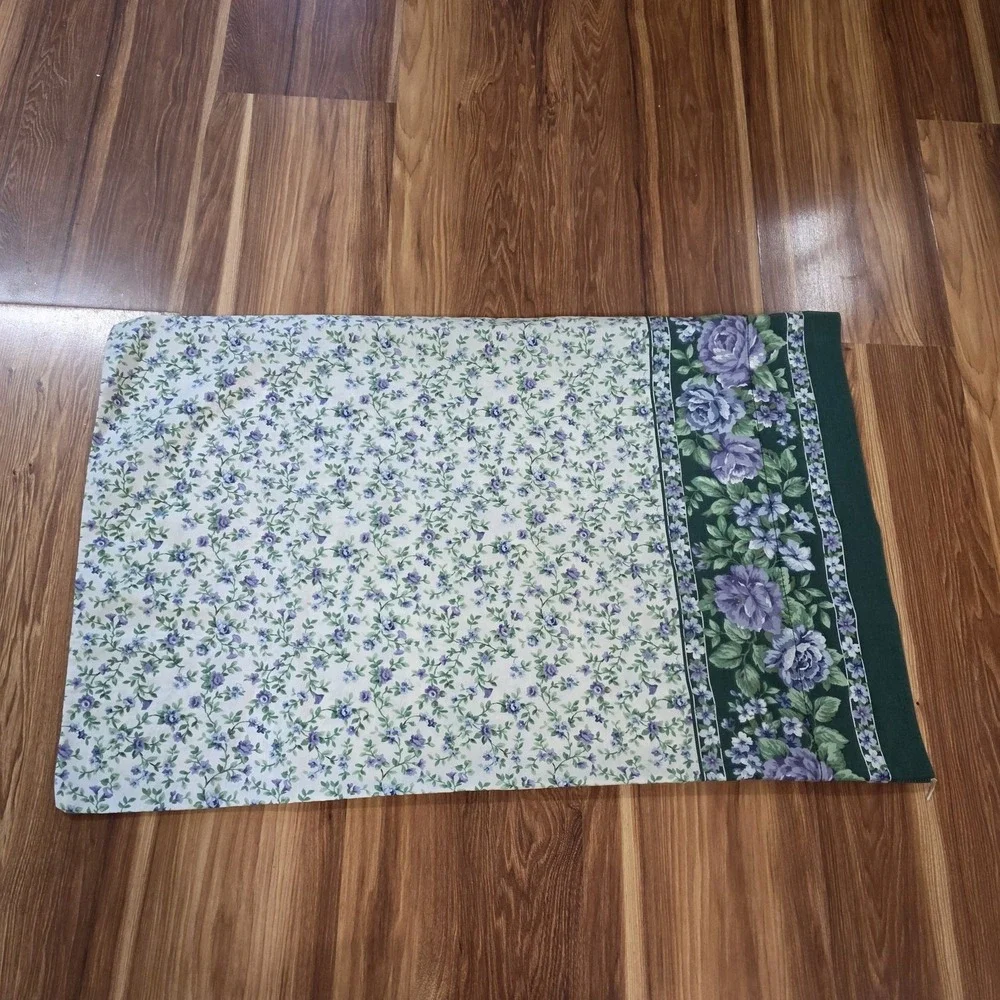 Vtg WestPoint Stevens Pillowcase Standard Purple Green Floral Border USA Bedding
